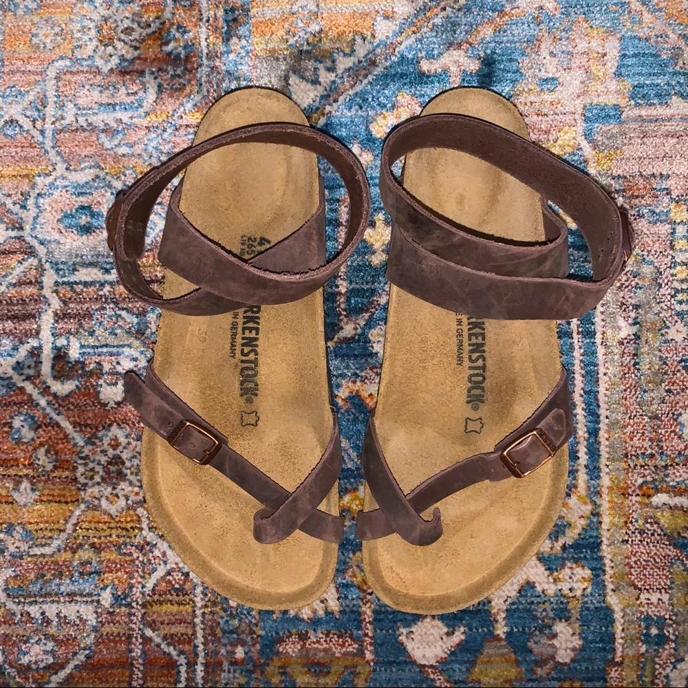 Birkenstock Yara Sandal